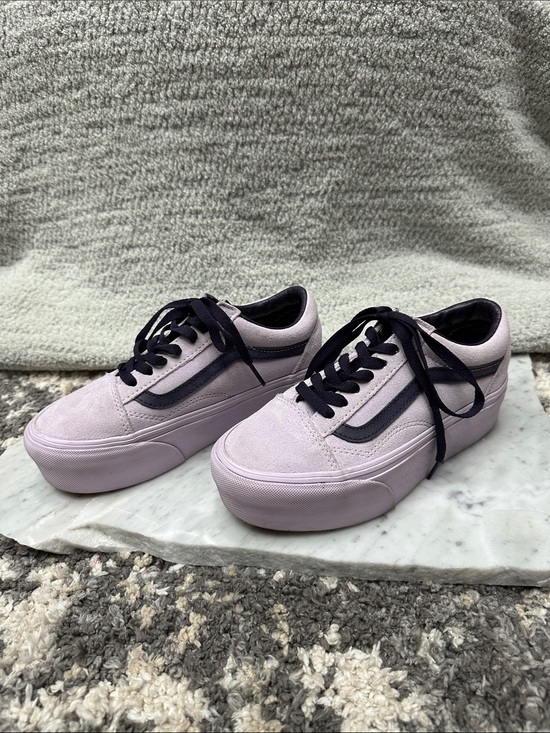 Vans Other - Vans Classic Lace-Up Platform Sneakers in Light Lavender Kid’s US sz. 4